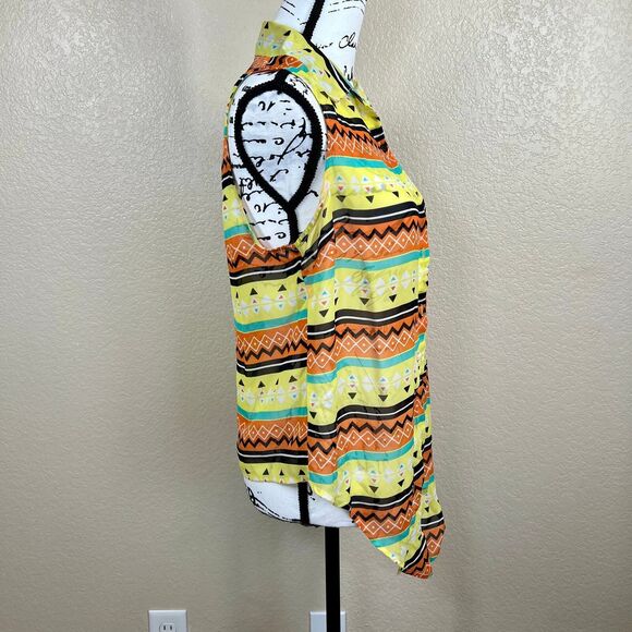 Geri C. Yellow  geometric sleeveless button up collar  top size L beach vacation - Picture 11 of 13